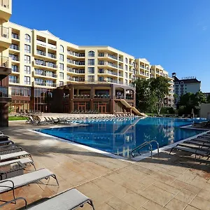 4* Aparthotel Golden Line